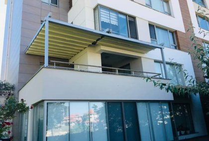 Otomotik tente kumandalı pergule